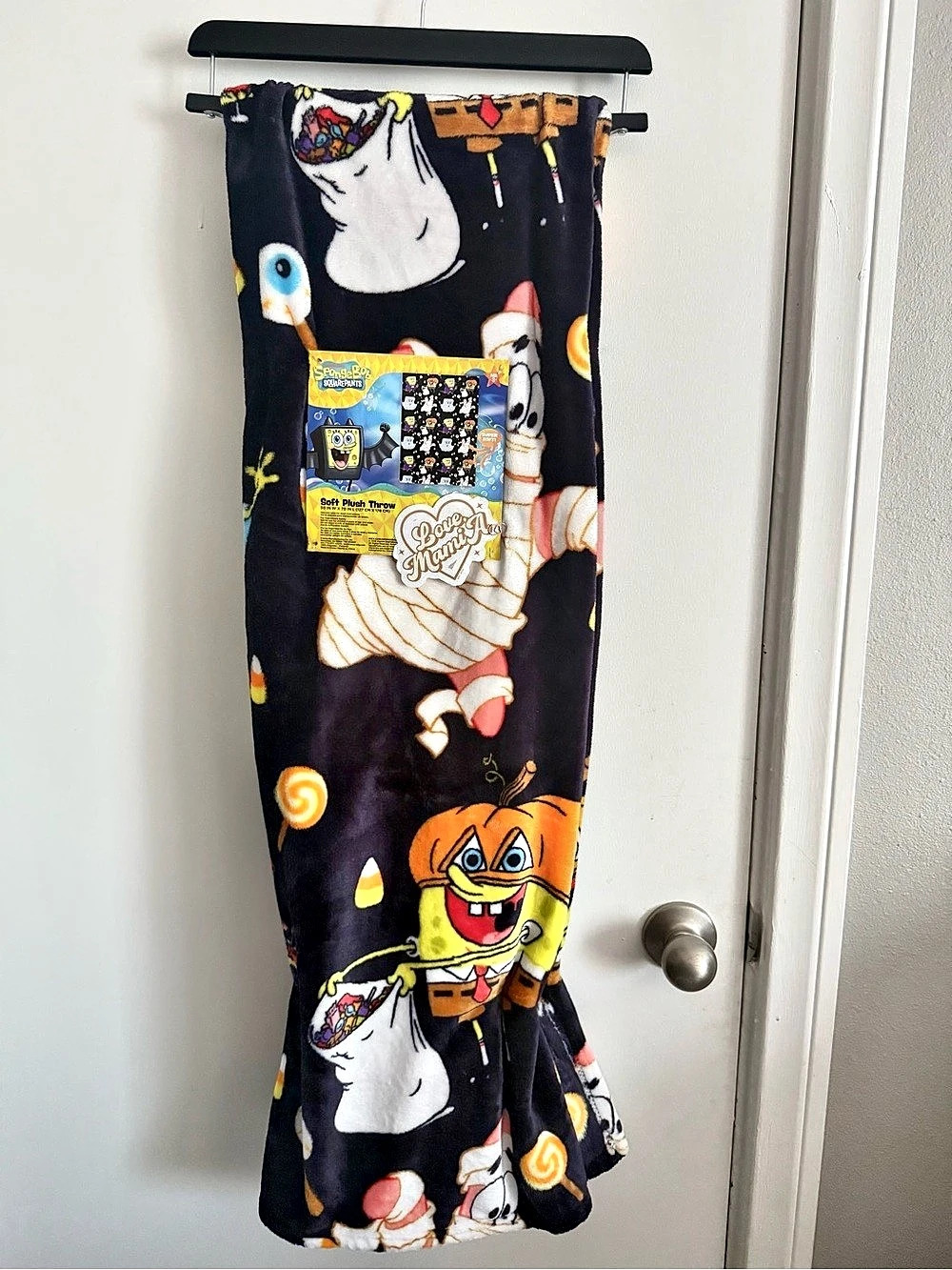 Nickelodeon SpongeBob SquarePants Halloween Soft Plush Throw Blanket